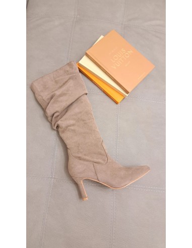 Stivale In Camoscio Lampo Laterale